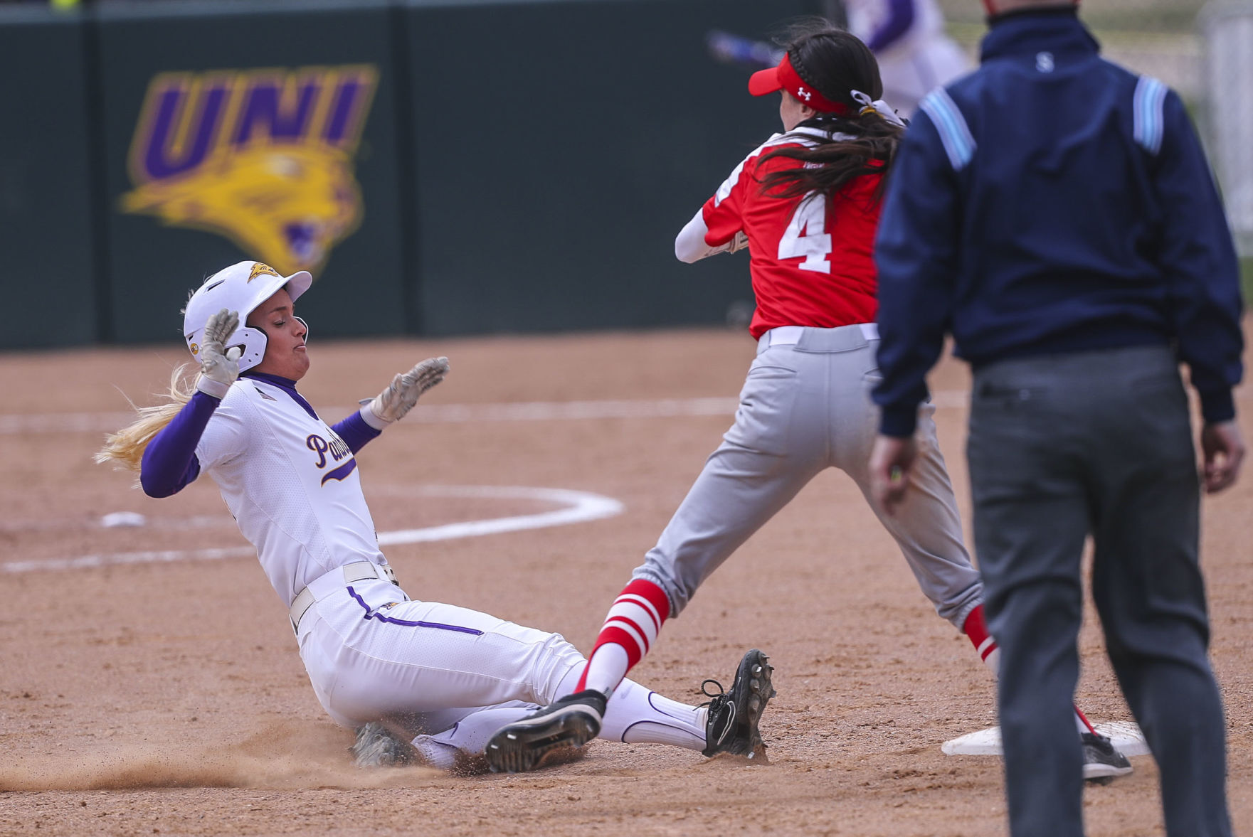 WSBall UNI vs. Bradley 10